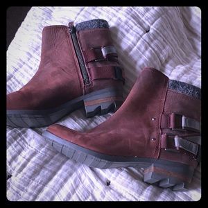 Sorel ankle boots